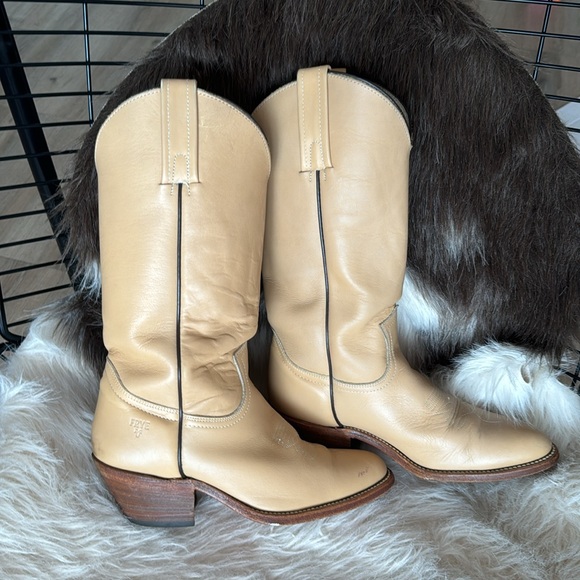 Frye Shoes - Do not buy ! Sold